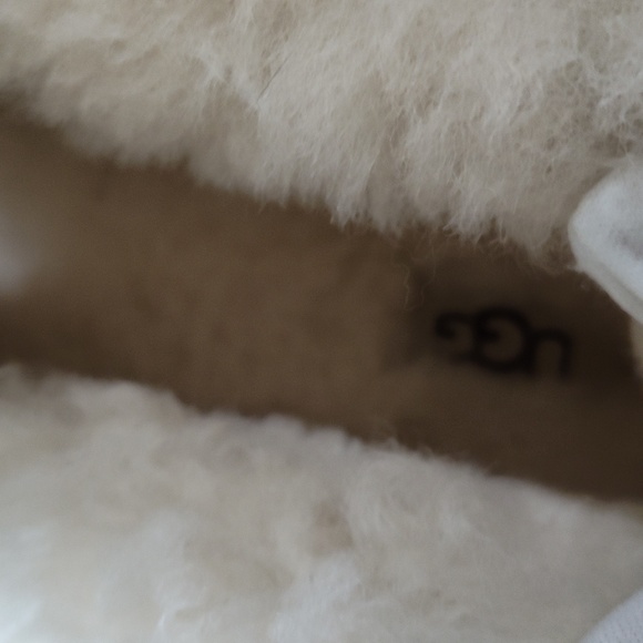UGG Nita Tan Genuine Shearling Slippers - Picture 5 of 12